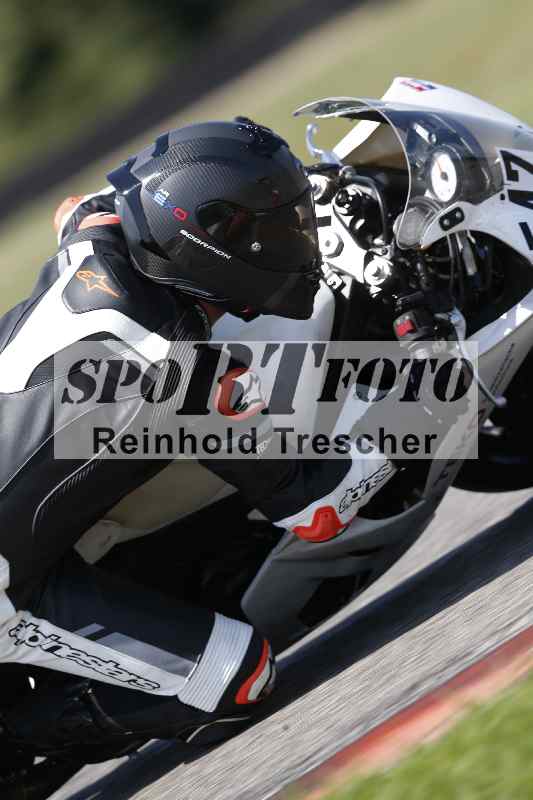 /44 09.08.2025 Plüss Moto Sport ADR/Freies Fahren/547